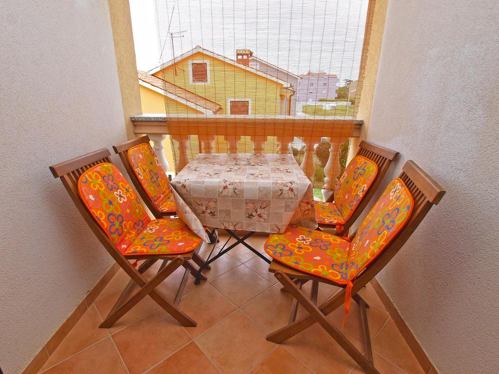 Apartments Durda 1390 Штиньян Экстерьер фото